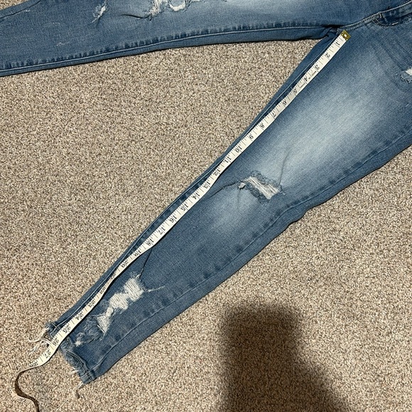 KanCan destructed skinny jean - Picture 3 of 6